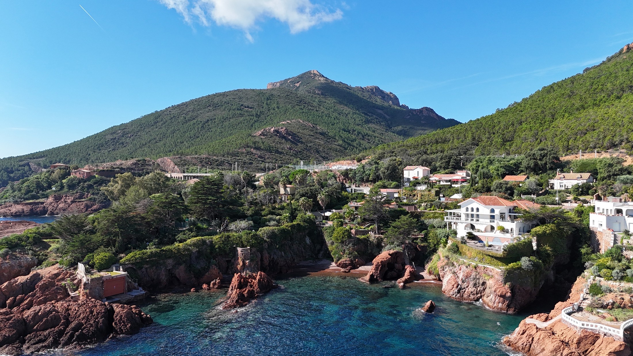 Villa pieds dans l'eau au Trayas